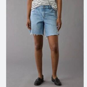 AE 8" Strigid Perfect Denim Bermuda Short Low Rise